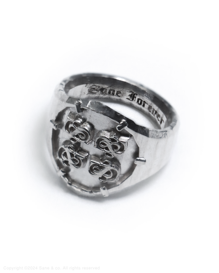 Signet ring